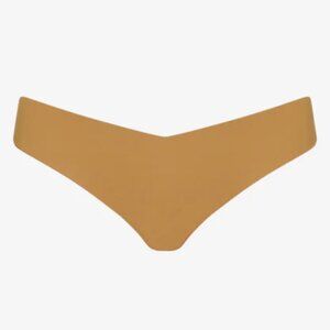 Commando Classic Solid Thong in Caramel/ Beige Size M/ L